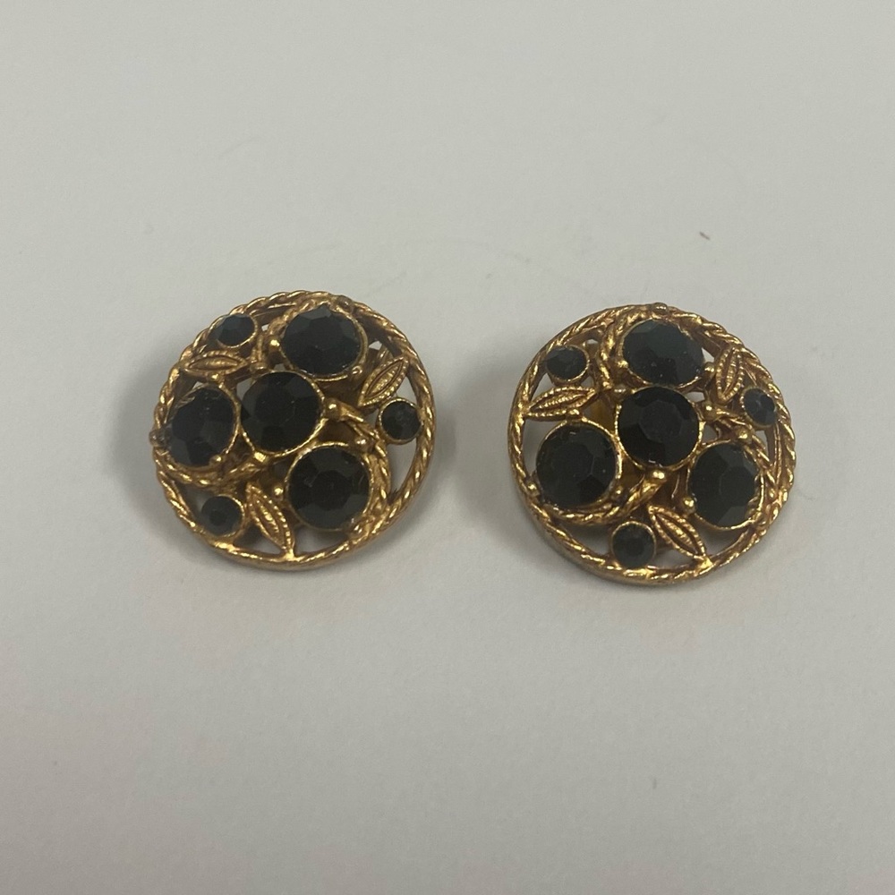 Elegant Gold and Black Color Clip-On Earrings